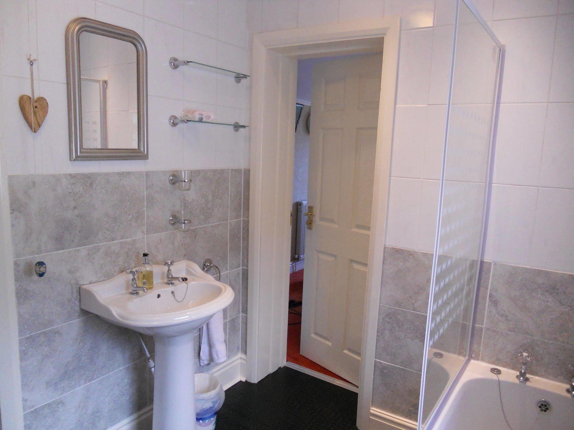 Glendale Guest House كيسويك المظهر الخارجي الصورة